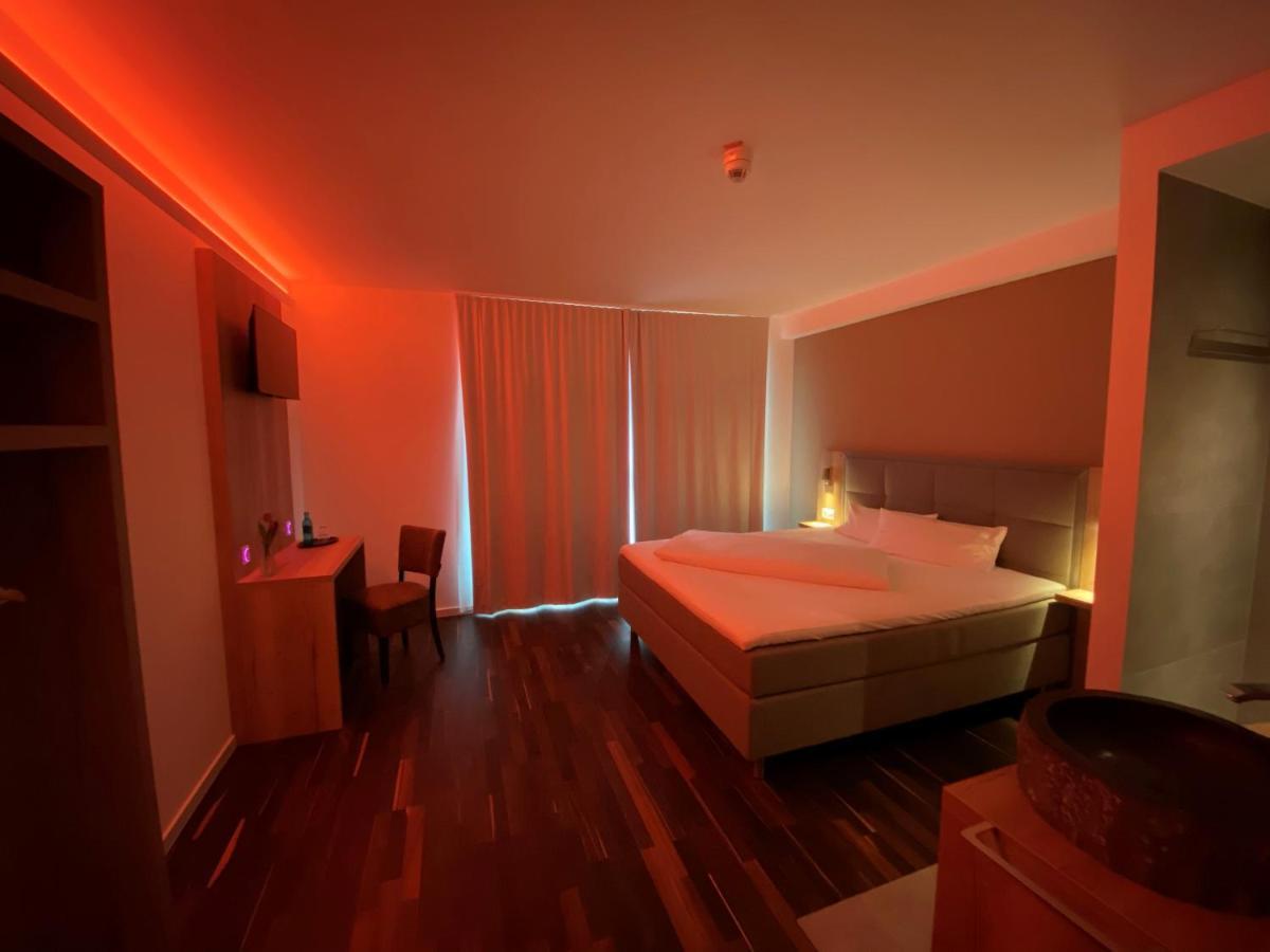 Hotel B4 リンブルク・アン・デア・ラーン エクステリア 写真